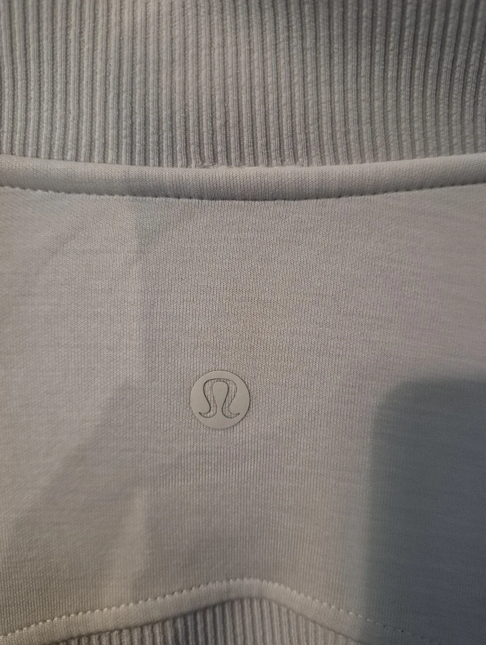 Lululemon Brushed Softstreme Ribbed 1/2 zip cropped sweatshirt - 4.      L36